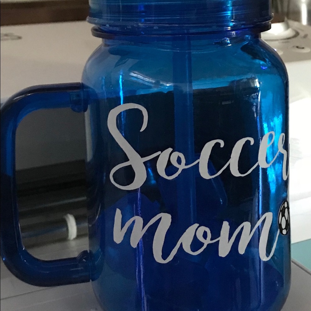 Soccer mom cup and hat